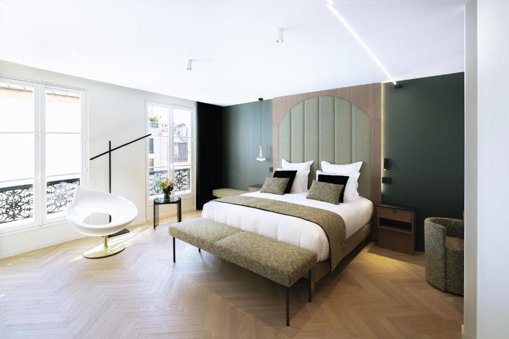 Deluxe Junior Suite - Image 2