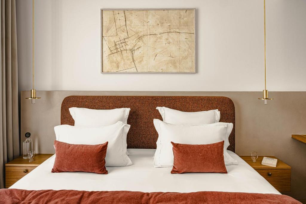 Three-Bedroom Apartment - Image 6