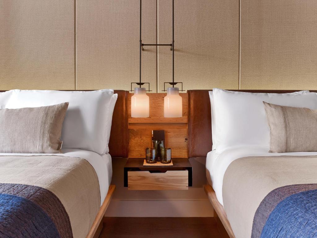 Superior Double Room with Two Double Beds - Image 2