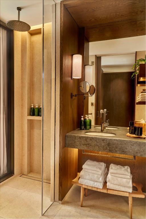Lounge King - Image 8
