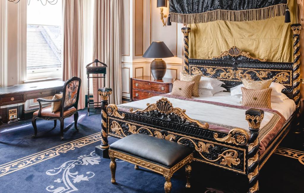 Sloane Suite at 11 Cadogan Gardens - Image 3