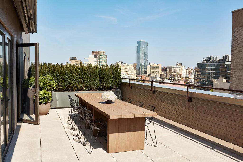 Suite with Terrace - Image 3