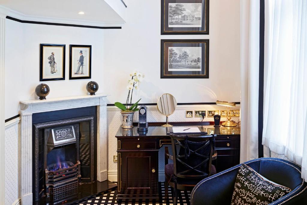 Junior Suite - Split Level - Image 5