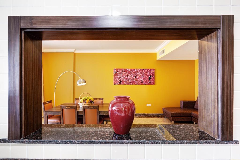 Presidential Suite - Image 12