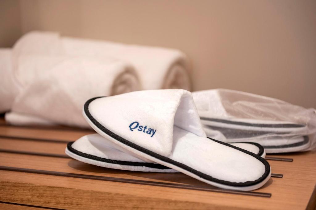 Two-Bedroom Deluxe Apartment with Balcony - Image 6