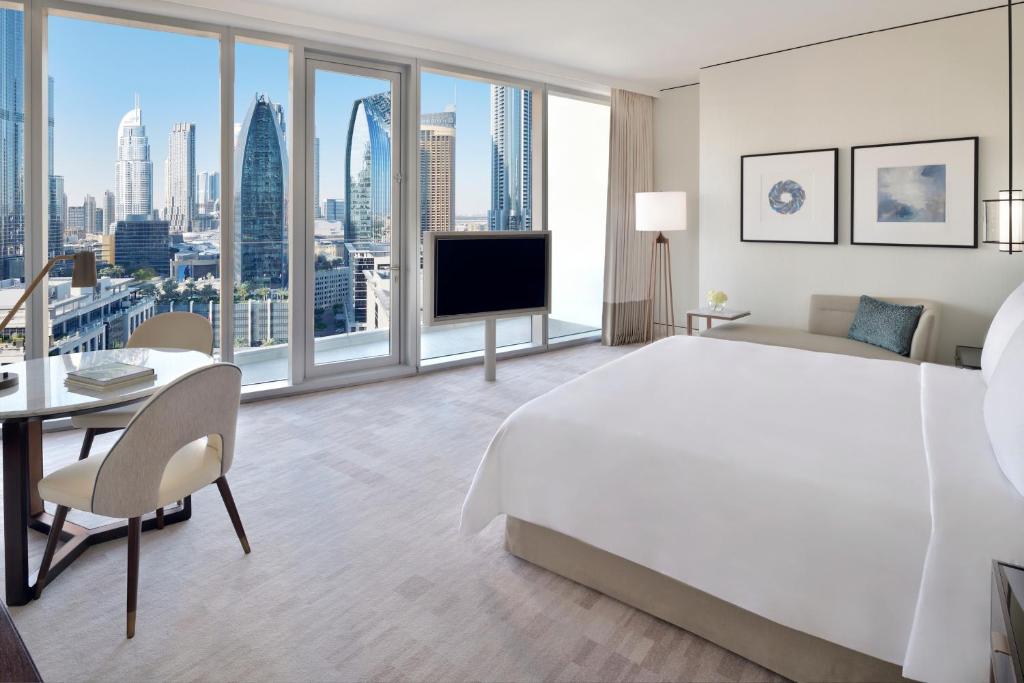 Club Room Burj View - Image 4