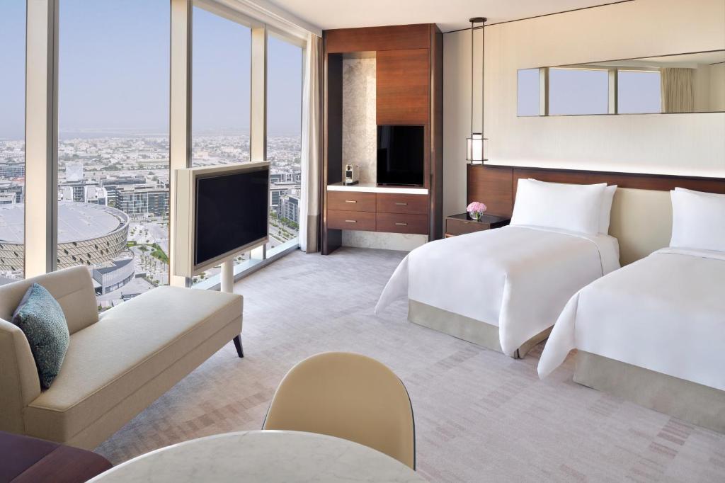 Premier Twin Burj Khalifa View Room - Image 4