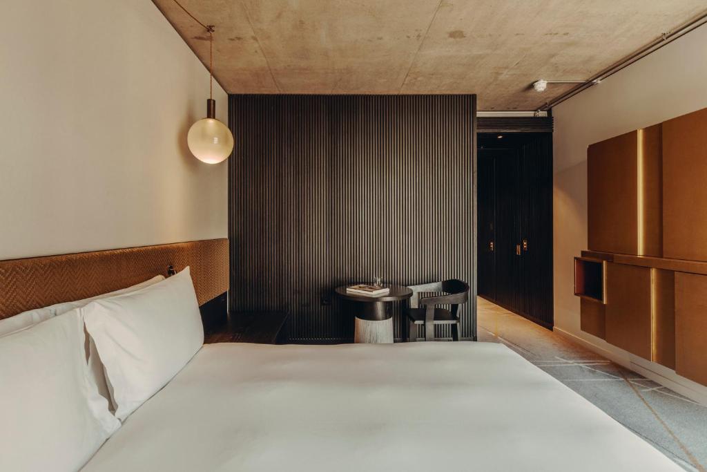 Junior Suite - Image 2