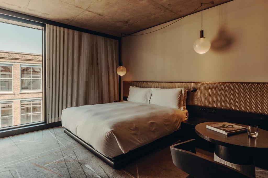 Junior Suite - Image 1