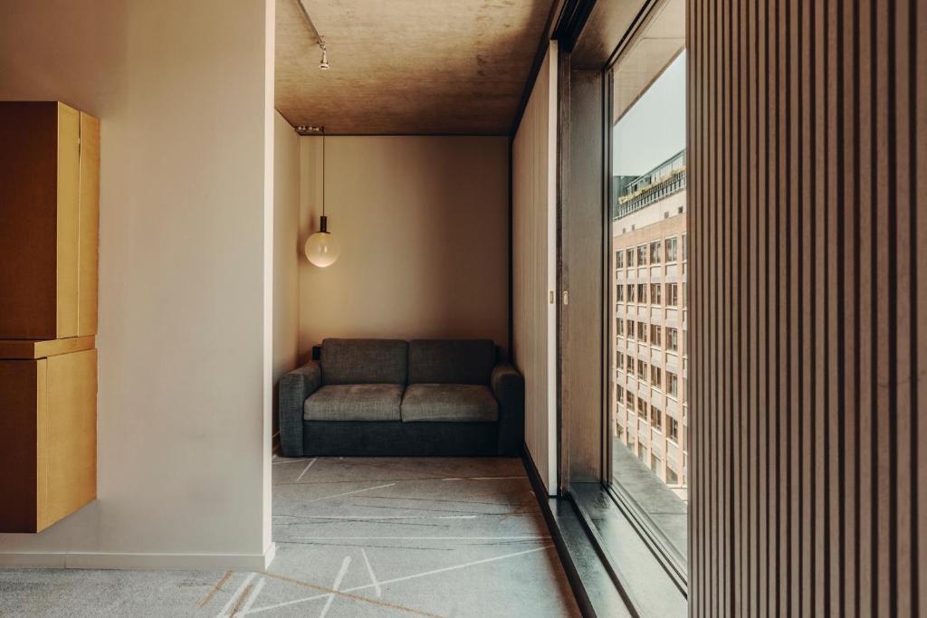 Junior Suite - Image 5