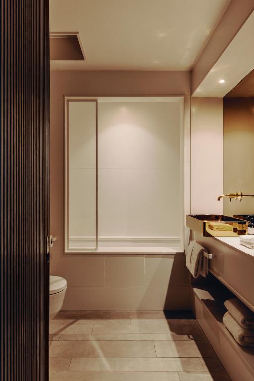 Junior Suite - Image 6