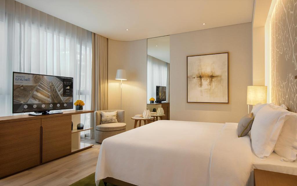 City View One Bedroom Apartment - Image 2