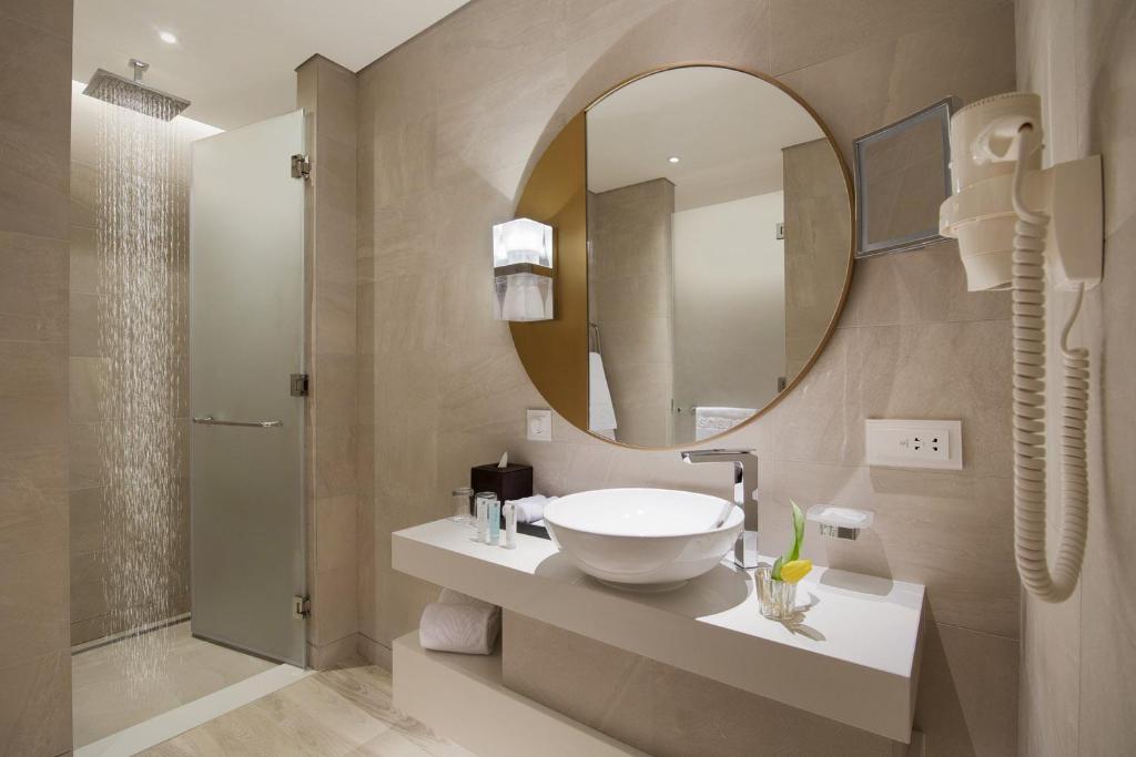 City View One Bedroom Apartment - Image 3