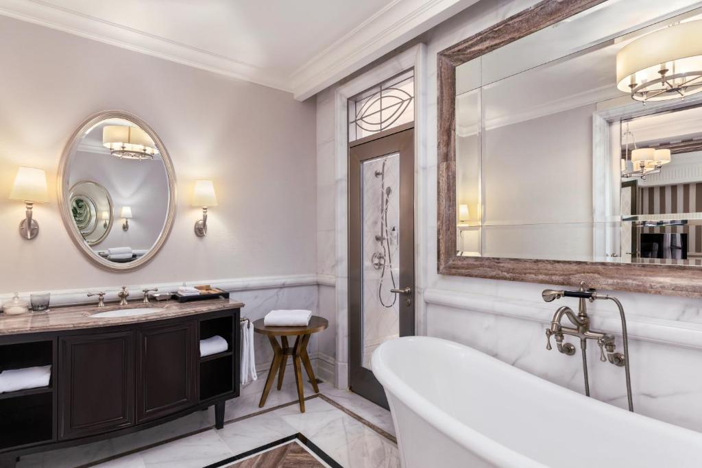 Empire Suite - Image 3