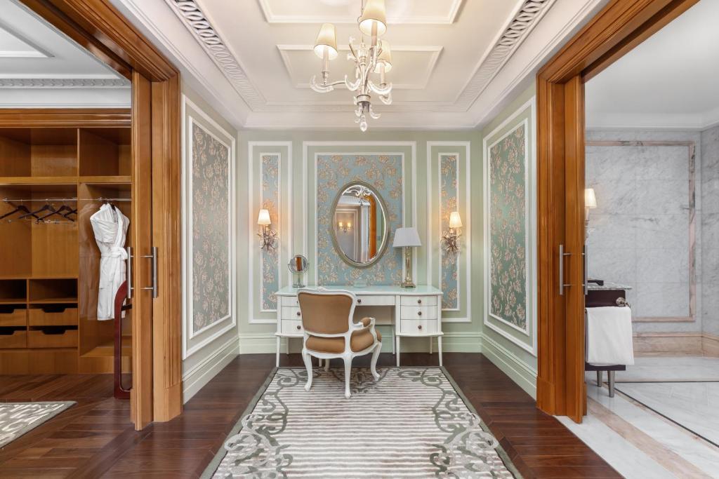 Grand Suite - Image 7