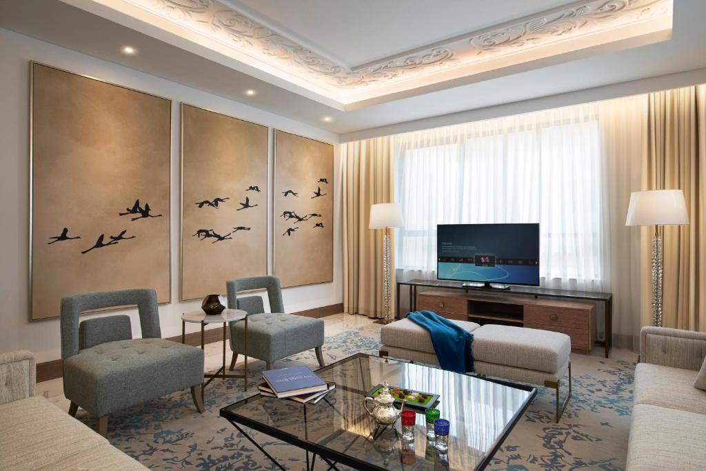 Three Bedroom Suite - City View - Image 2