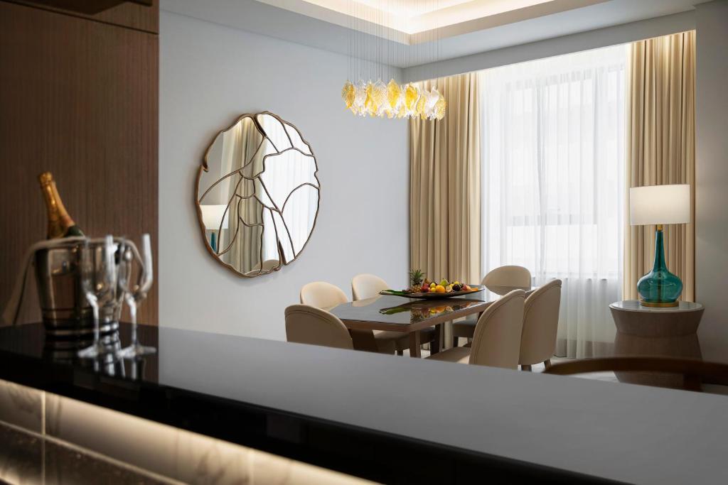 Two Bedroom Suite - City View - Image 7