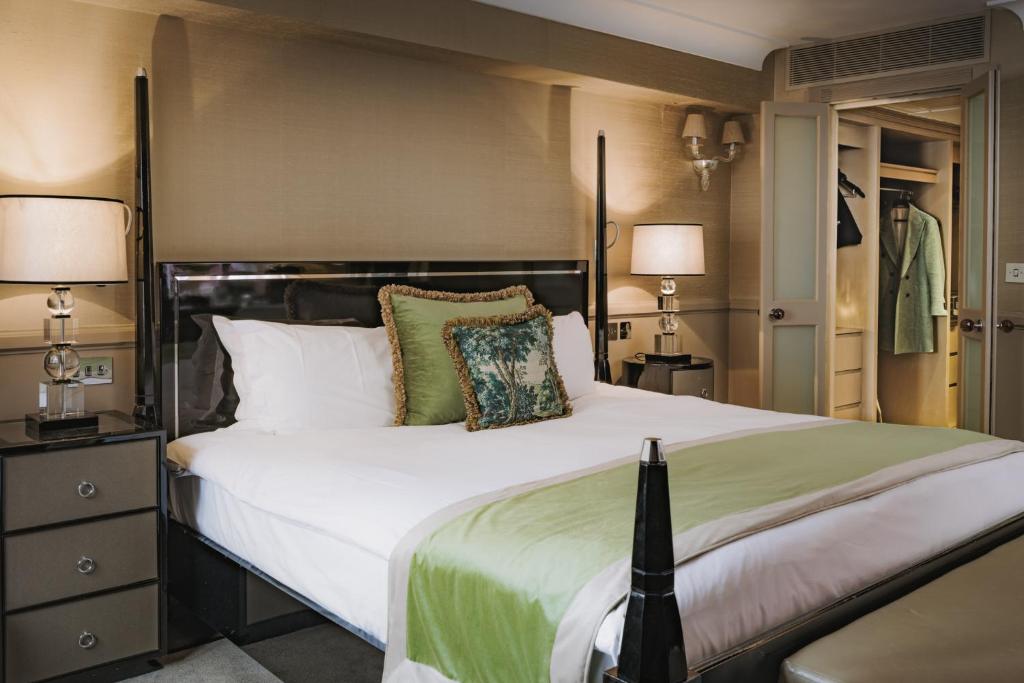 Executive Room - Image 5