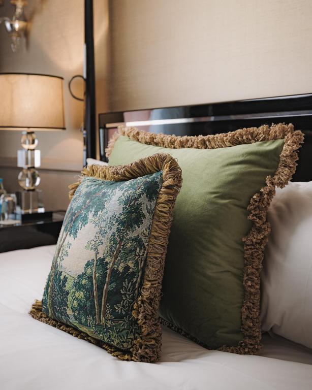 Executive Room - Image 6