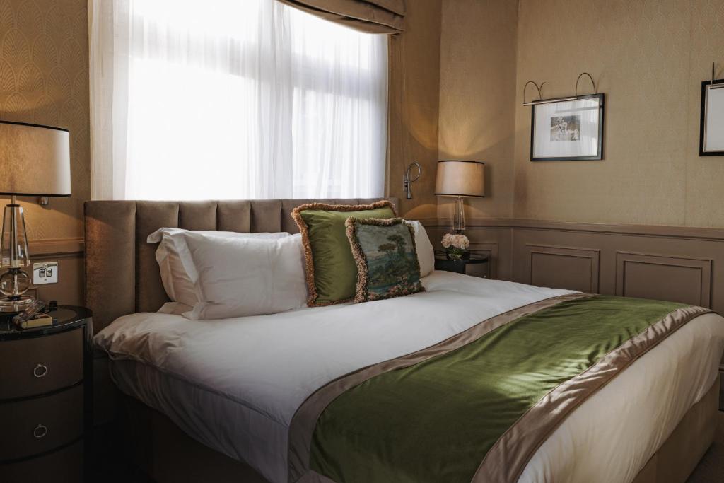 Junior Suite - Image 5