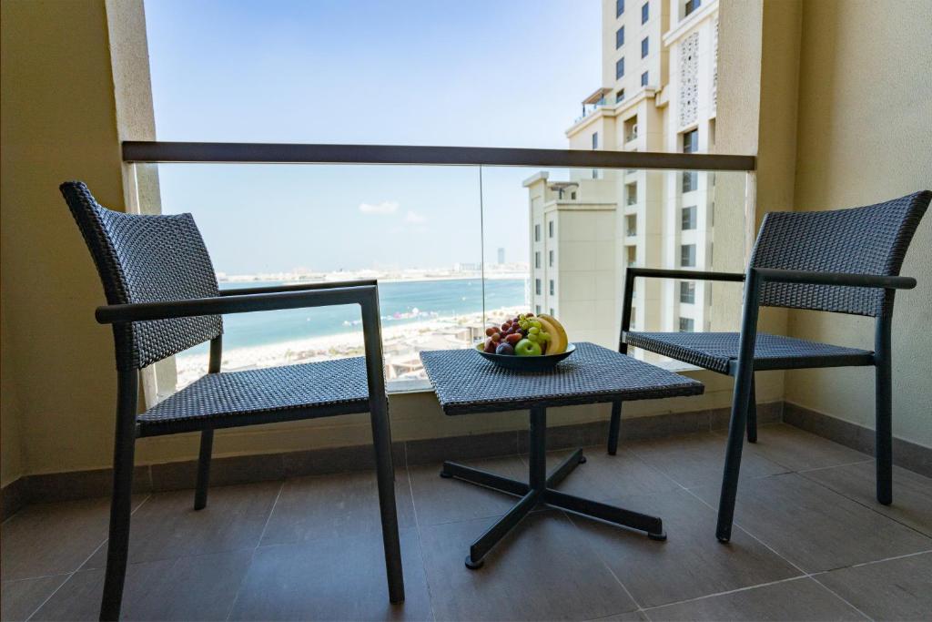 Sea View Room with Balcony - Twin Bed - Image 2
