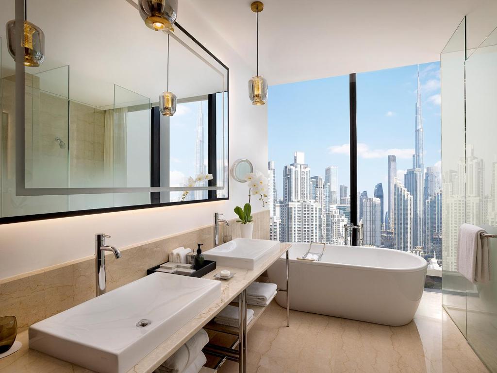 Anantara Royal Suite with Pool - Image 1