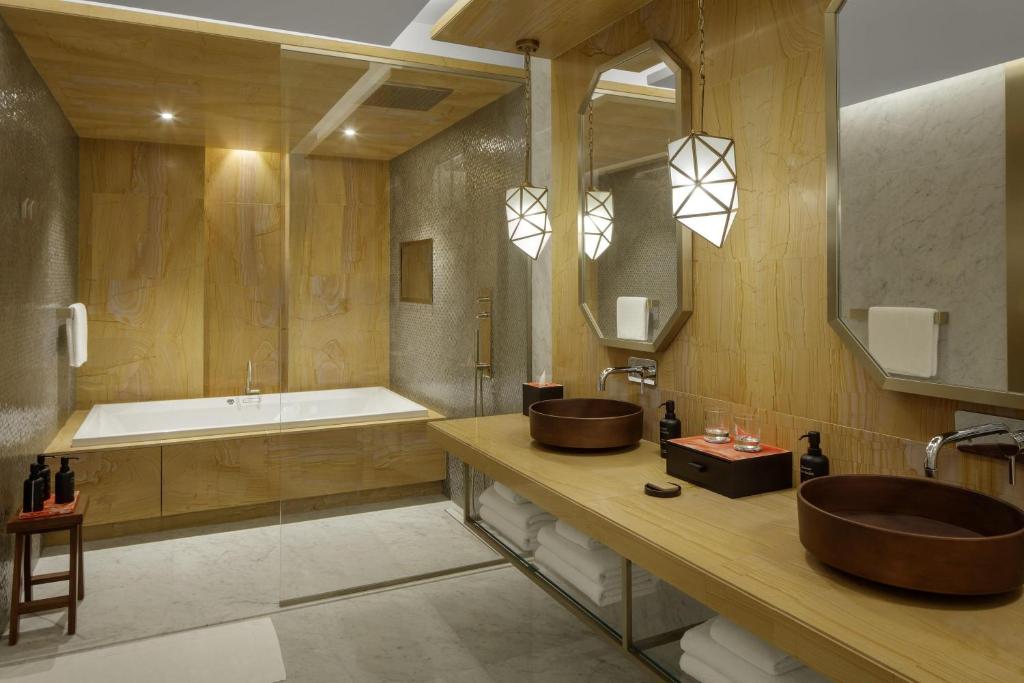 Prince Suite - Image 3