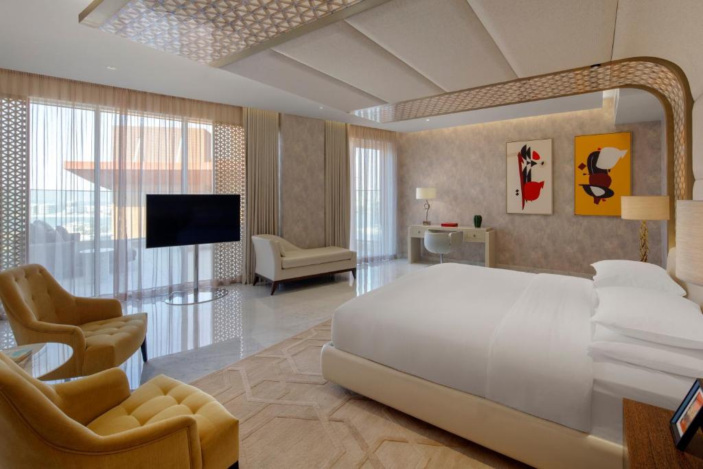 Two-Bedroom Royal Suite - Image 3