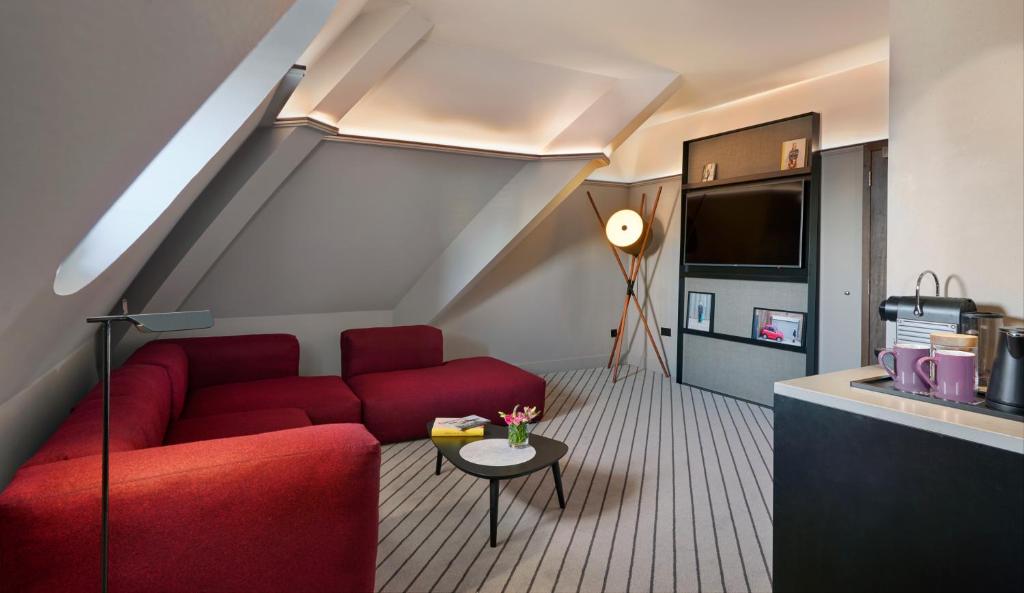Andaz Suite - Image 1