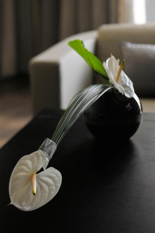 Armani Deluxe Room - Image 3