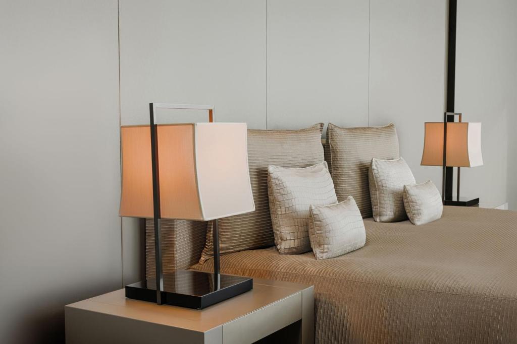 Armani Signature Suite - Image 8