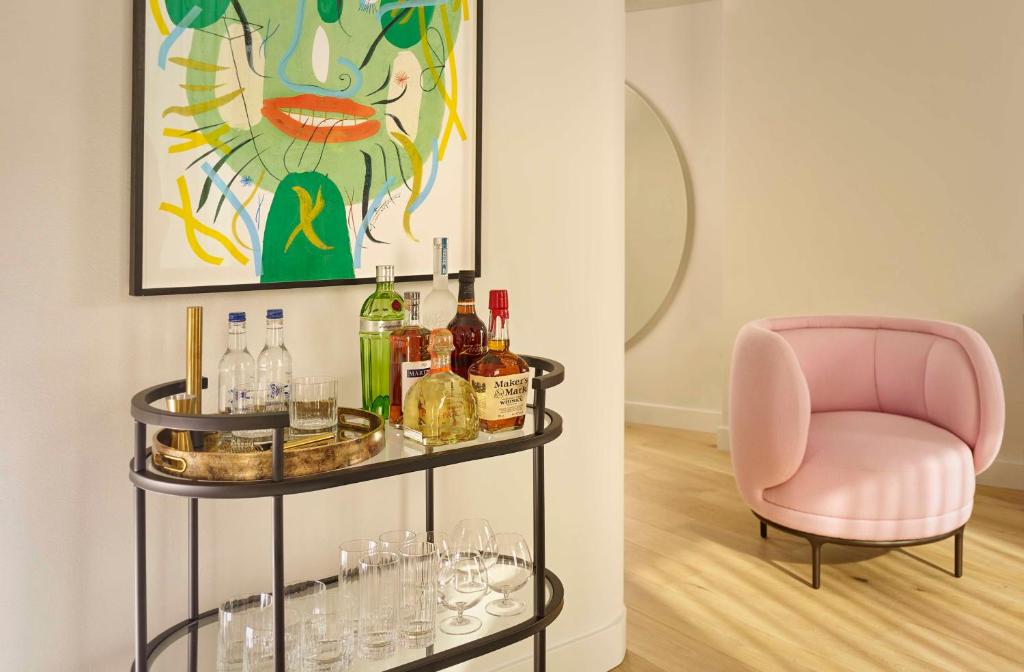 Junior Suite - Image 11