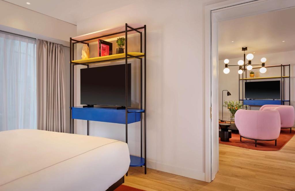 Junior Suite - Image 4