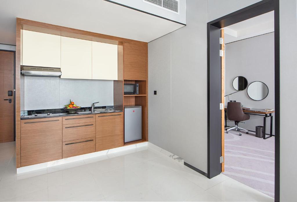 Asiana Suite - Image 5