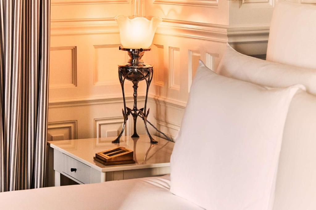 King Suite - Image 5