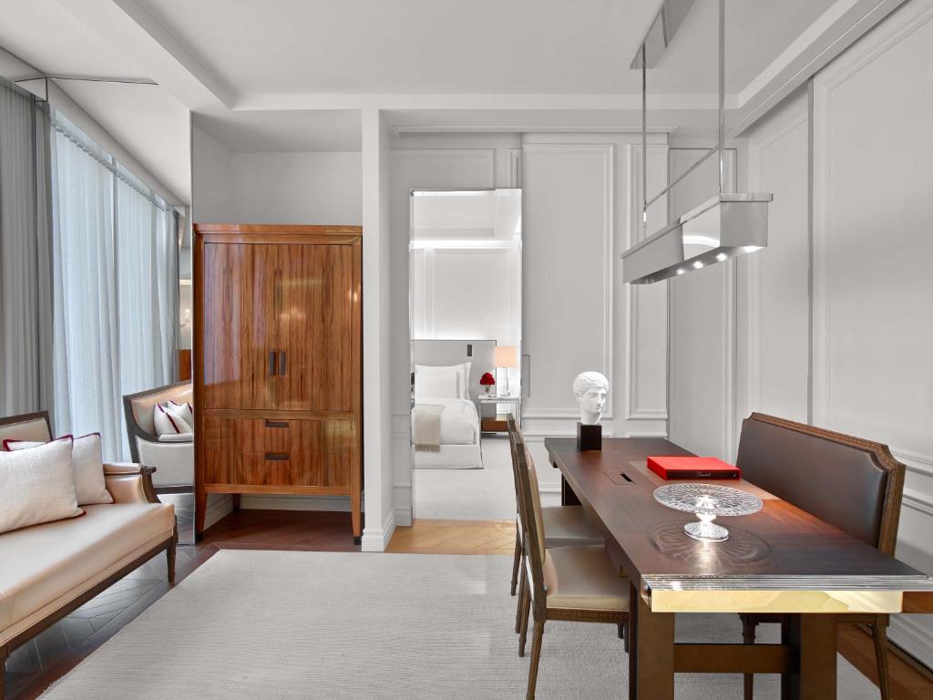 Classic Suite - Image 3