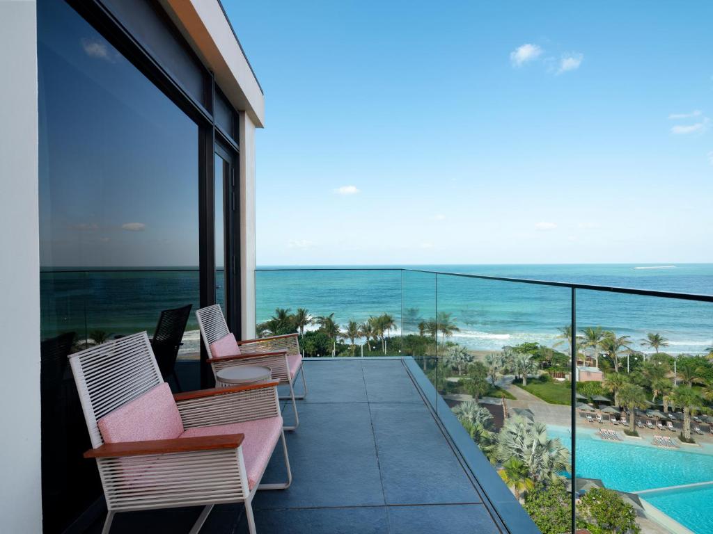 Harmony Master Suite - Oceanfront - Image 3