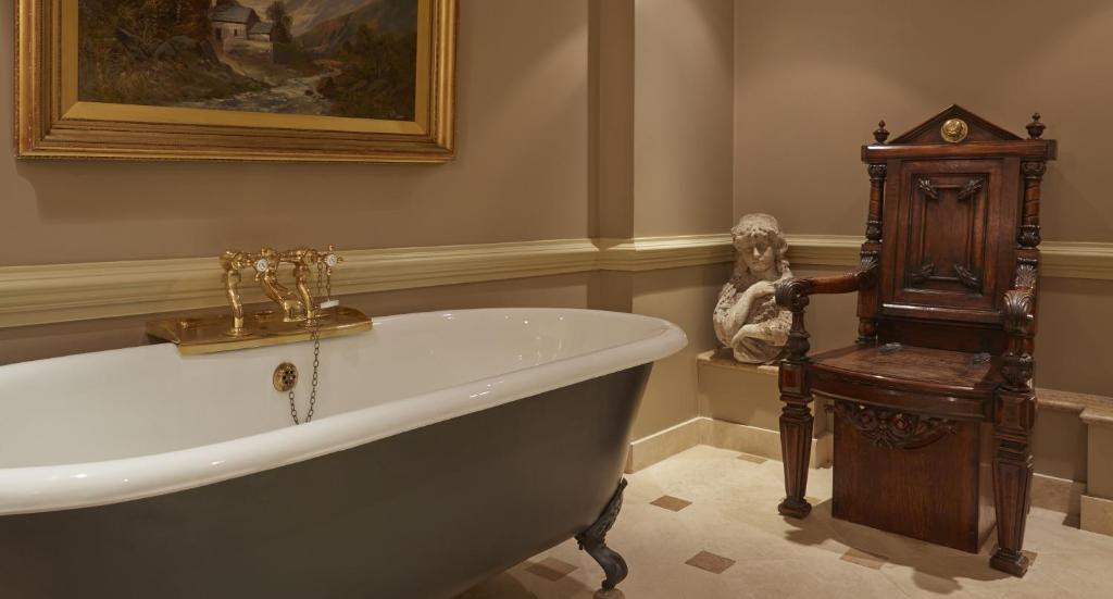 Junior Suite - Image 10