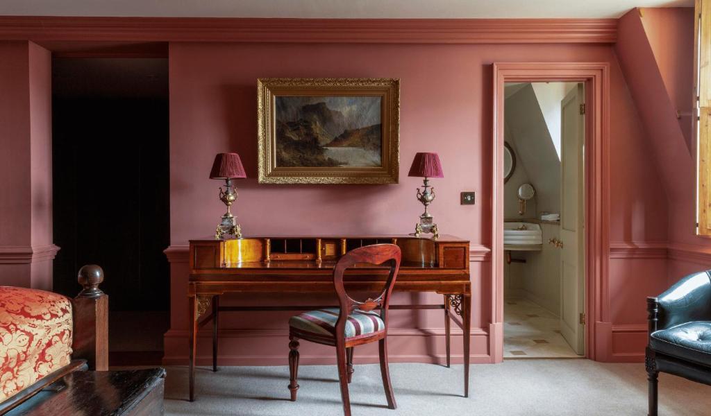Luxury Double Room - Image 9