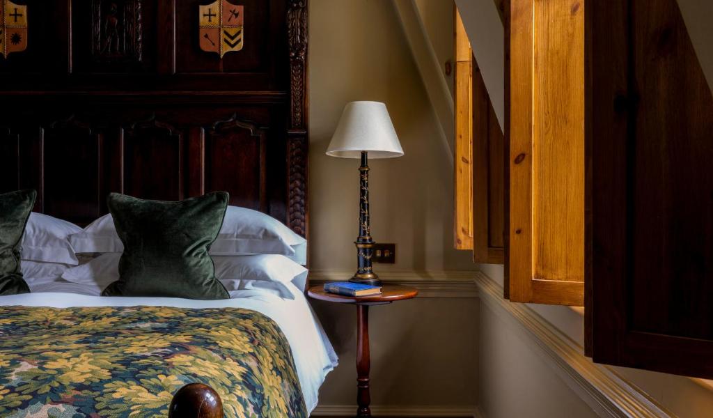 Superior Double Room - Image 9