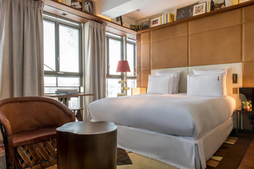 Classic Room - Image 1