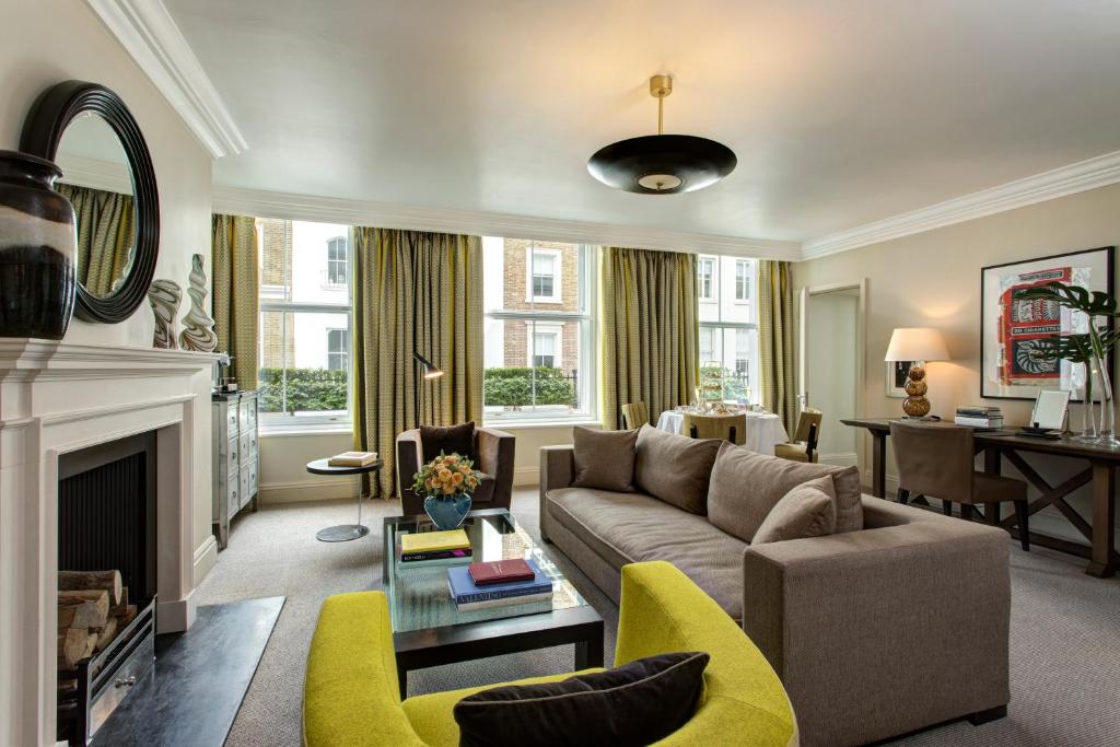 Classic Suite - Image 1