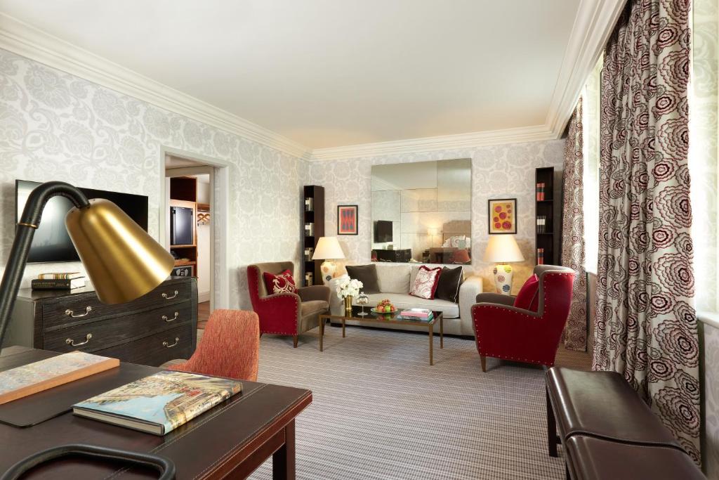 Junior Suite - Image 4