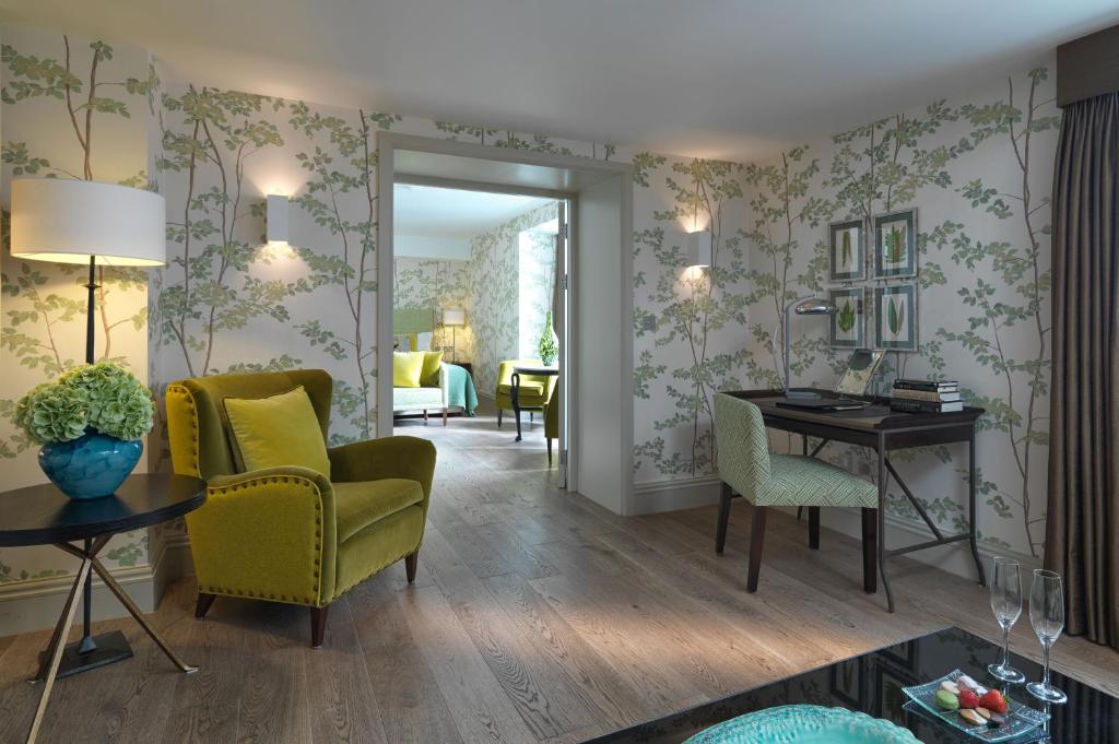 King Suite - Image 1