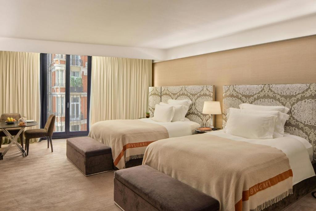 Executive Double Room - Image 5