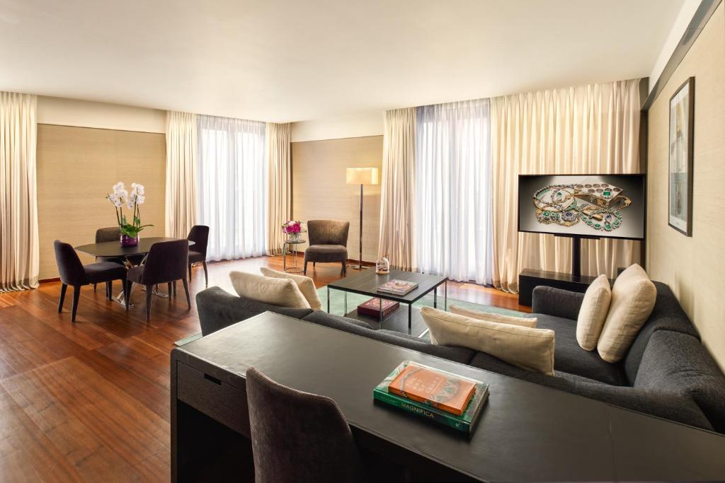 Knightsbridge Suite - Image 3