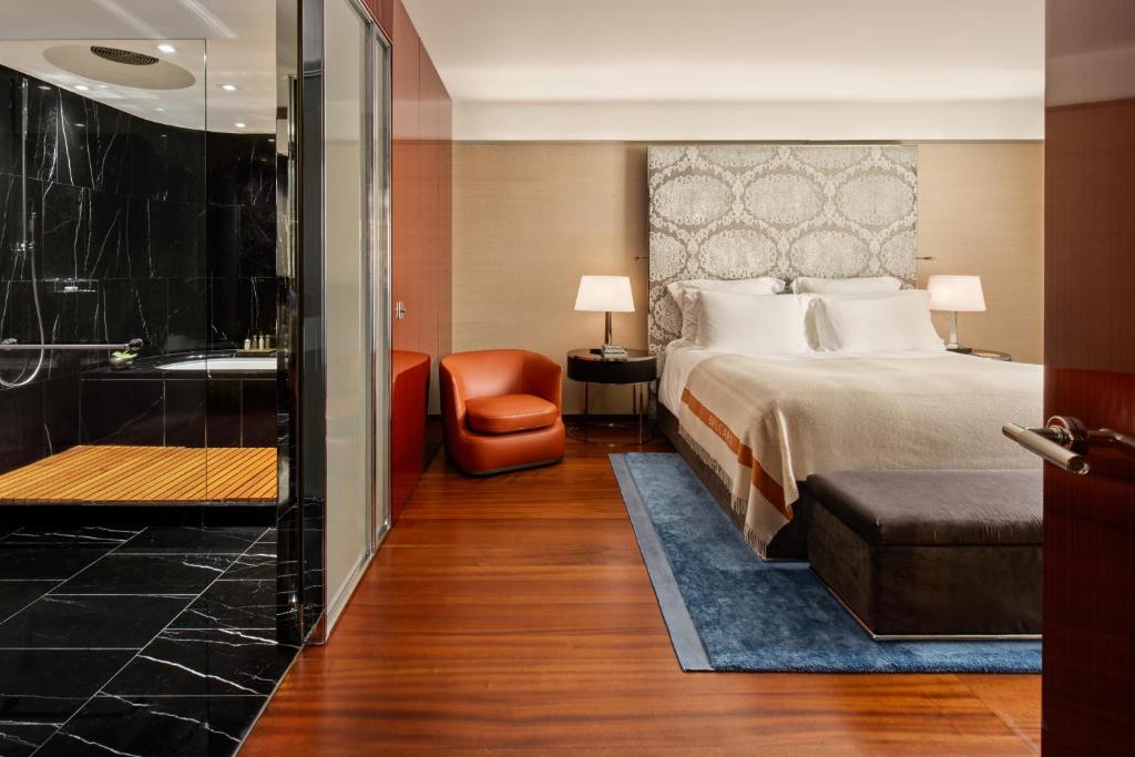 Knightsbridge Suite - Image 4