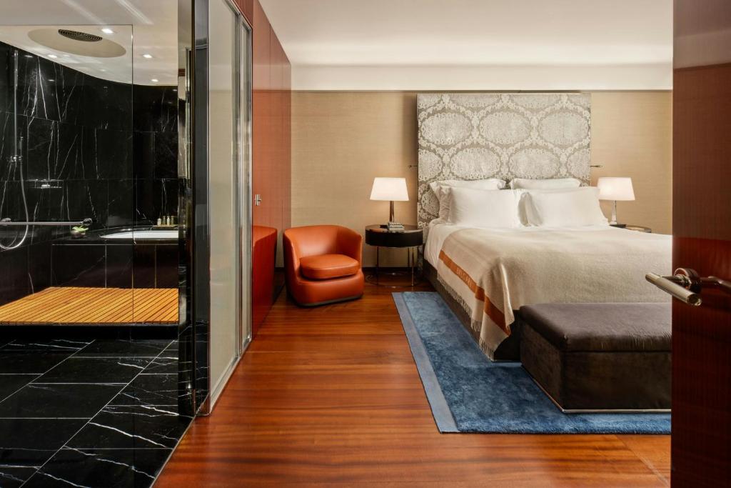 Knightsbridge Suite - Image 6