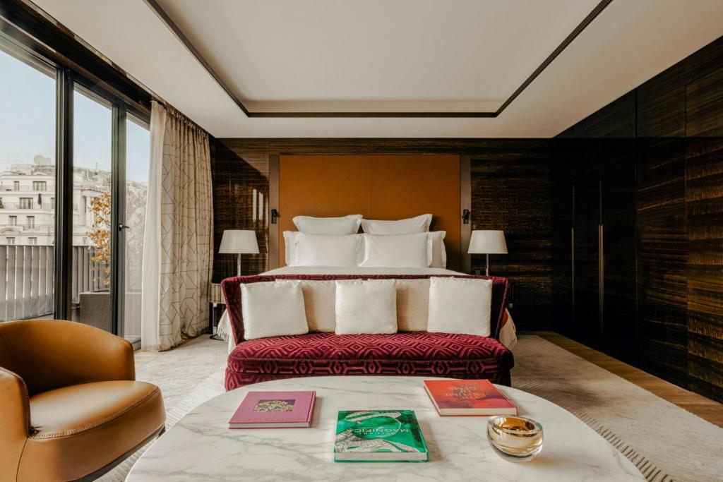 Executive Room Terrace - Image 5