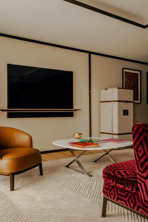Junior Suite - Image 8